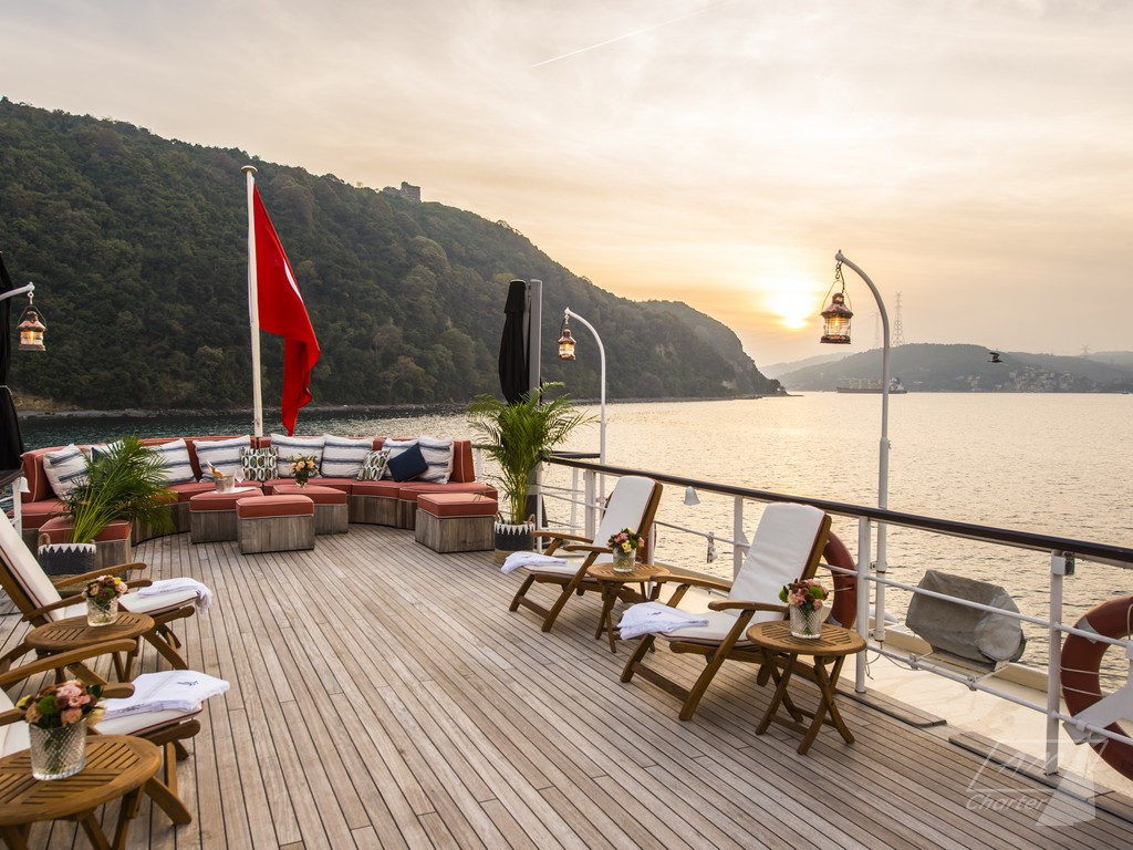 Imbarcazione di lusso 52 mt Halas