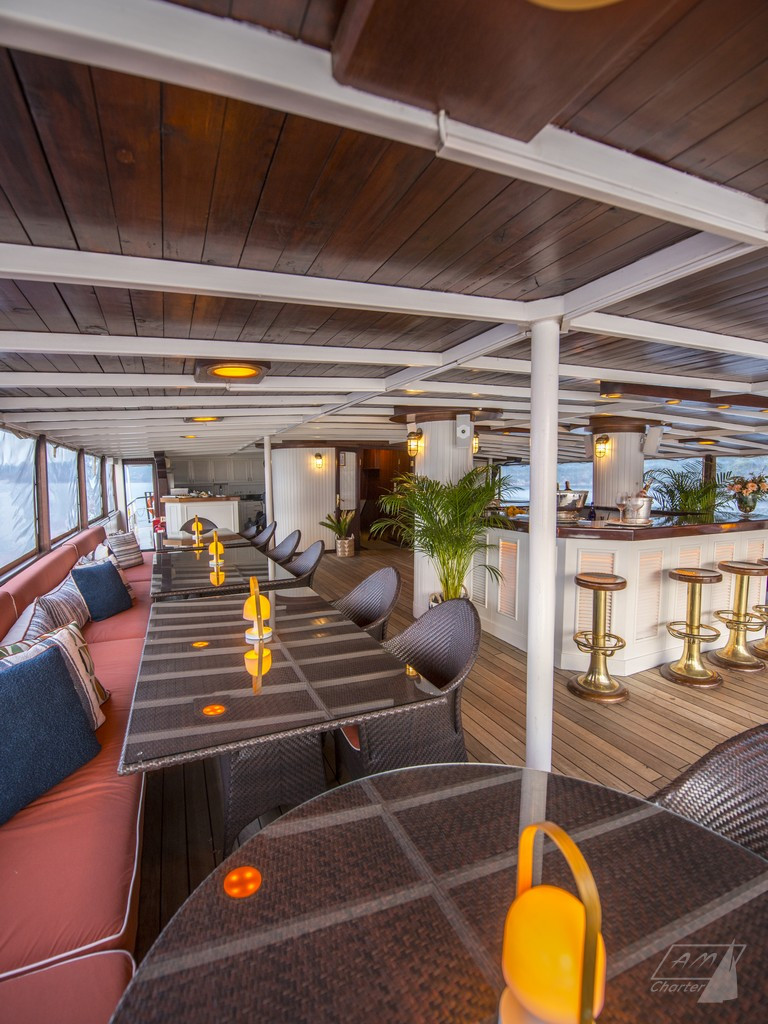 Imbarcazione di lusso 52 mt Halas