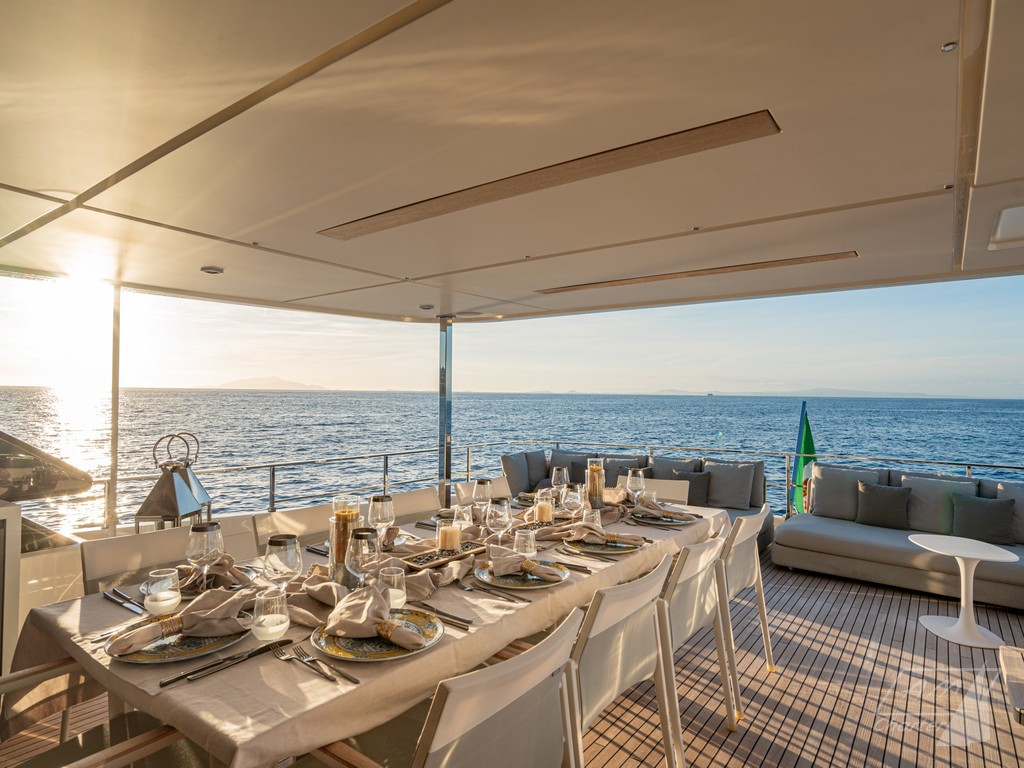 Ferretti Navetta 33 South