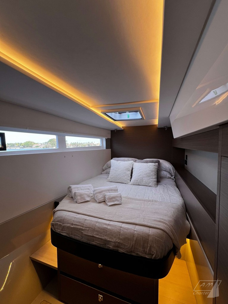 Catamarano Leopard 50