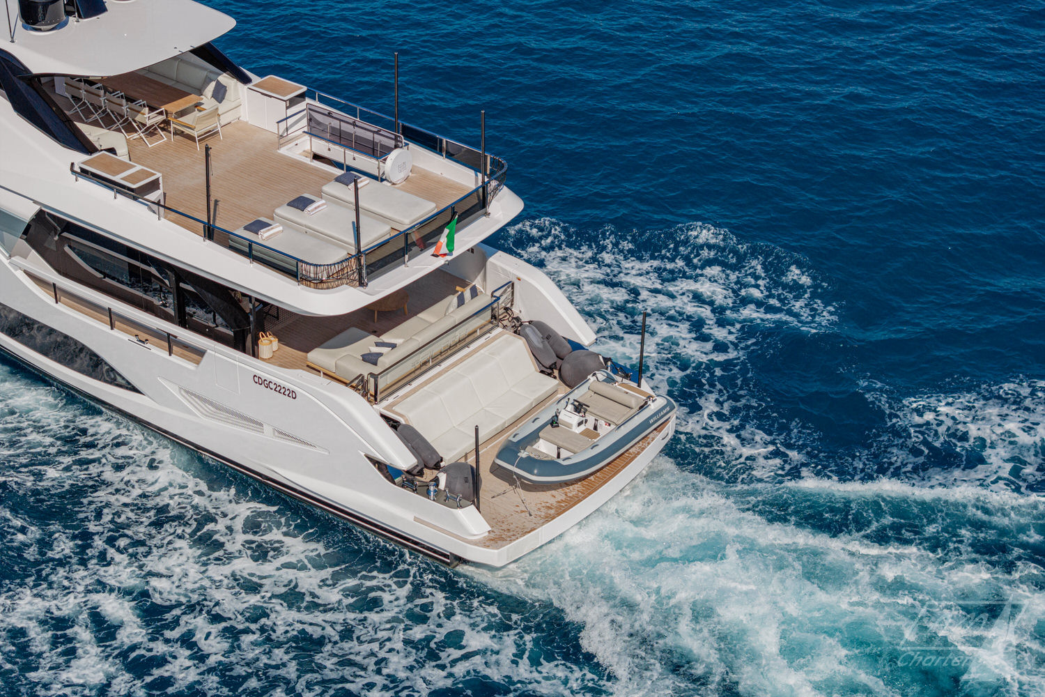 Ferretti INFYNITO 80 TRILOGY