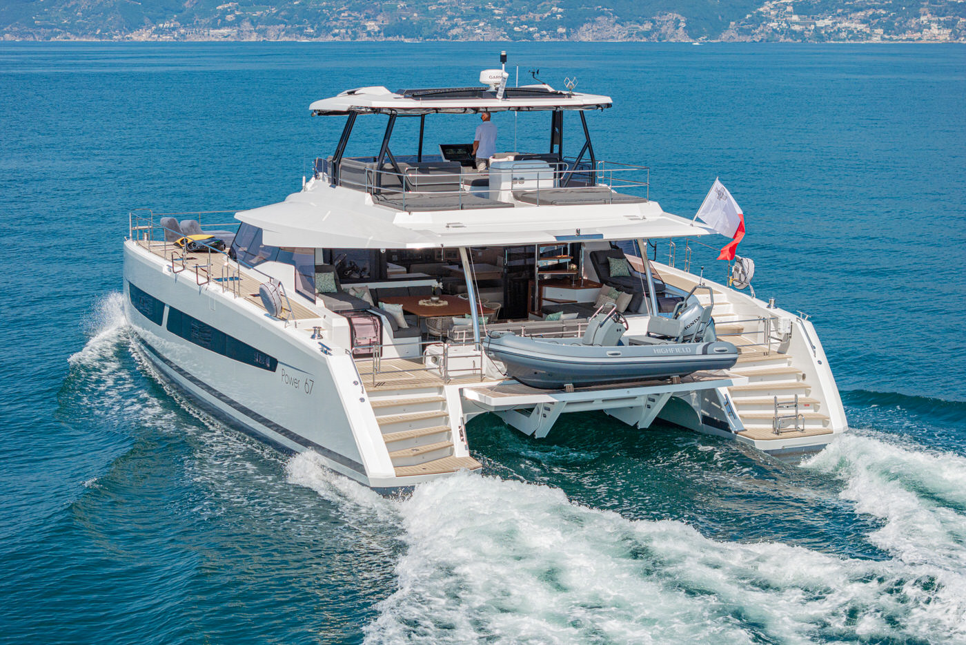 Fountaine Pajot Power 67 CORE