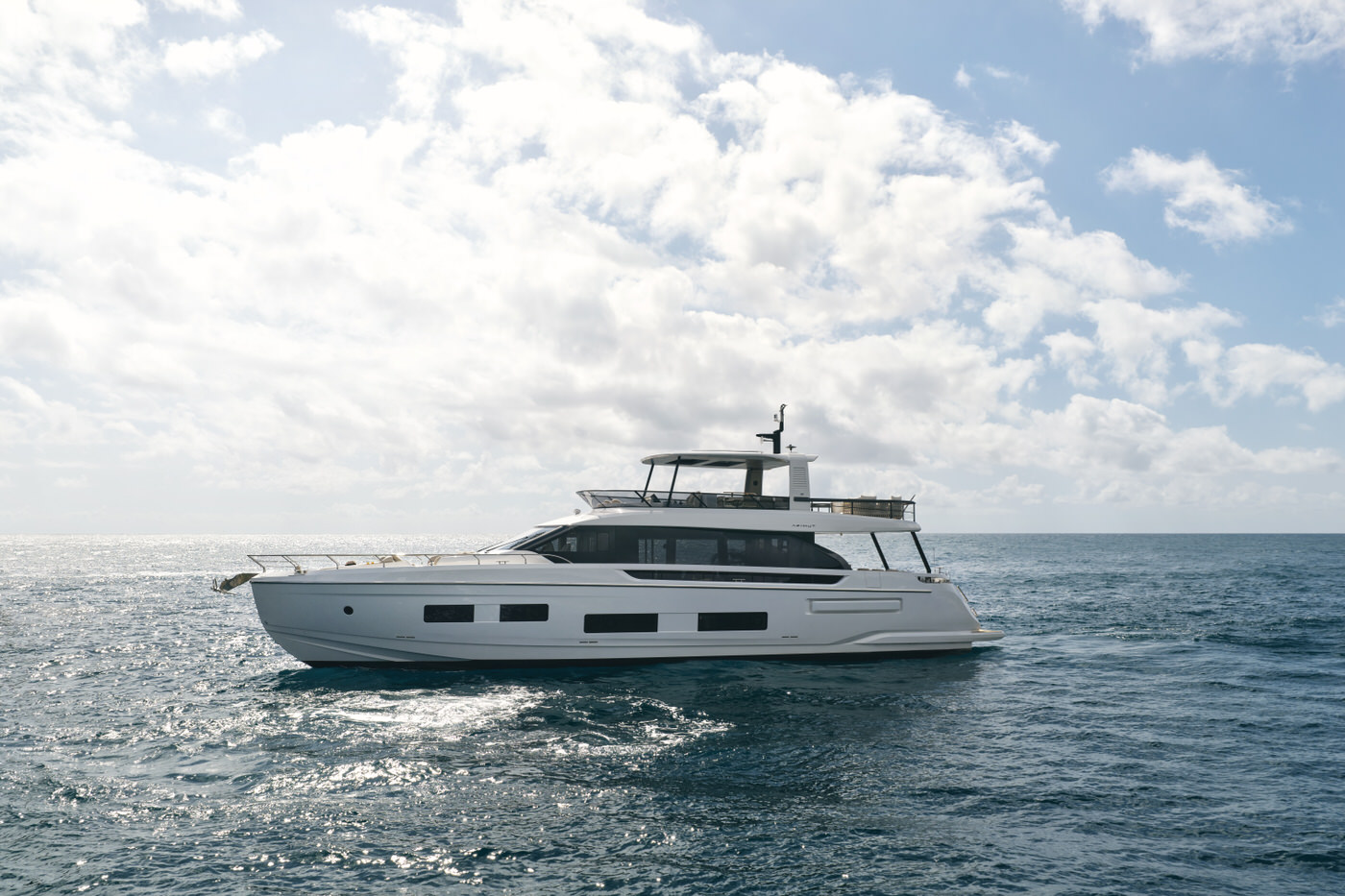 Azimut Fly 82 EXPLORA