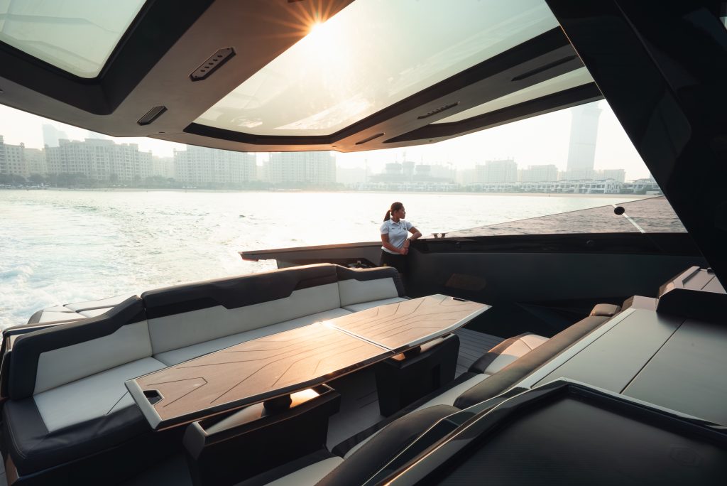 AM Charter Noleggio yacht a Dubai Tecnomar Lamborghini 63