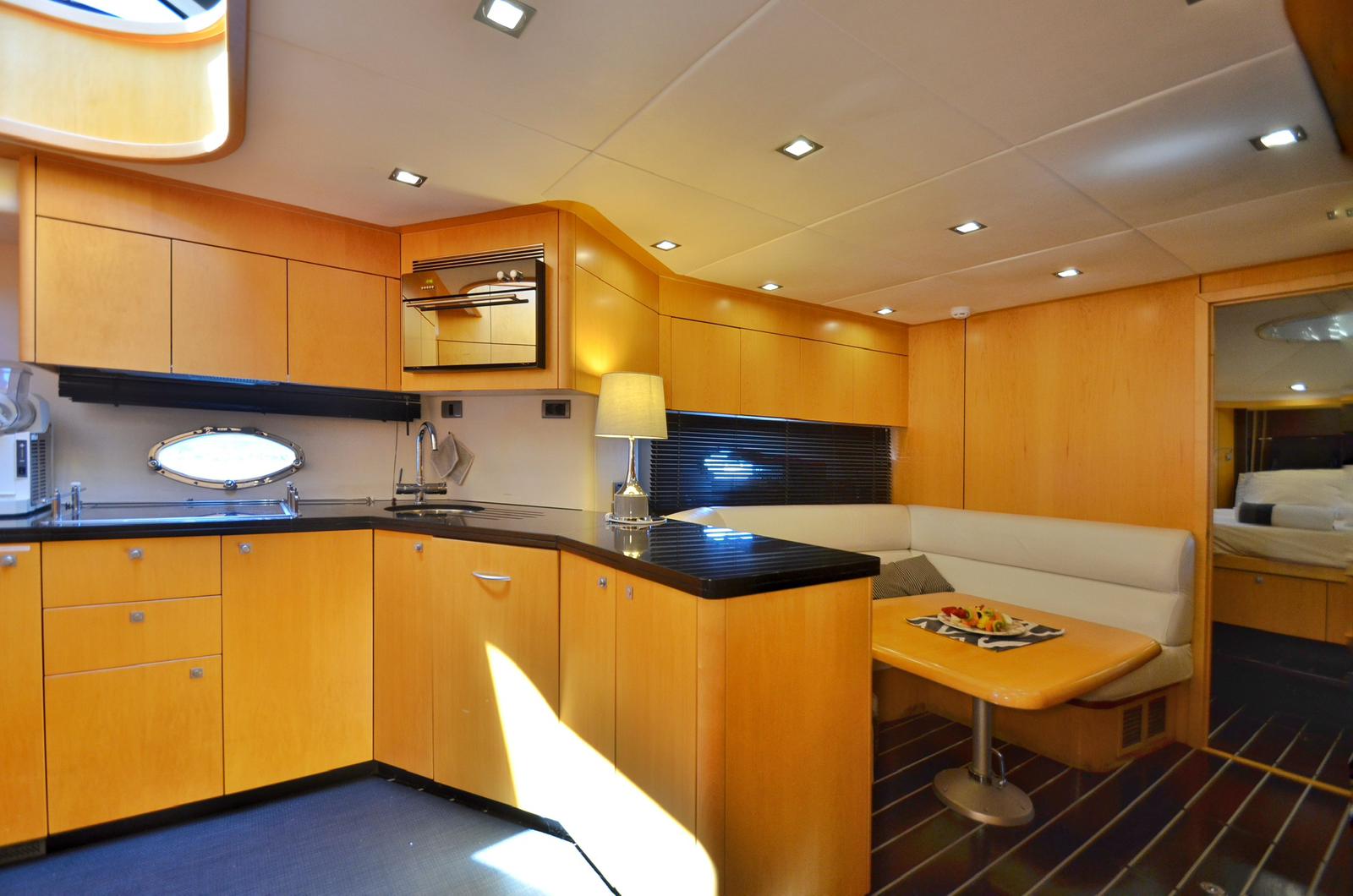 Sunseeker Predator 72